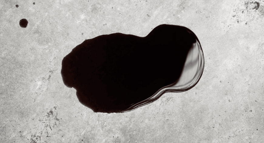 Óleo no chão, o que pode ser? Como remover?