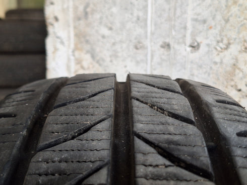 Pneu Yokohama WY01 225/75 R16