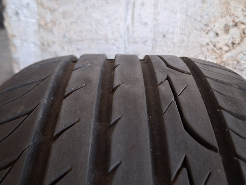 Pneu Three-a P606 215/55 R16