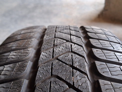 Pneus Pirelli Sotozero3 215/55 R17