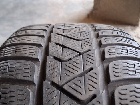 Pneus Pirelli Sotozero3 215/55 R17