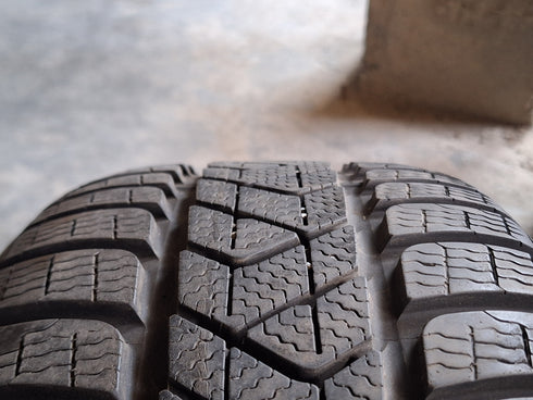 Pneus Pirelli Sotozero3 215/55 R17