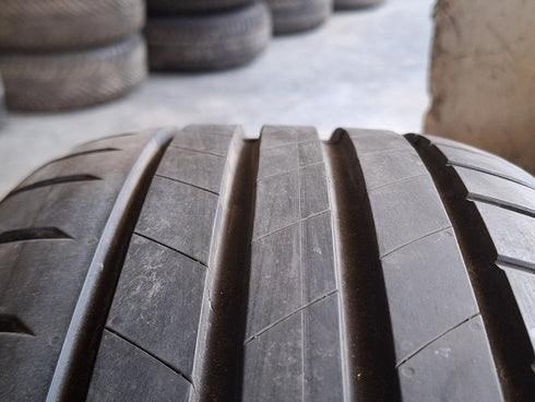 4 Pneus Bridgestone Turanza T005 235/55 R18