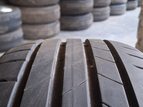 4 Pneus Bridgestone Turanza T005 235/55 R18
