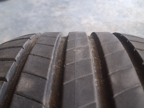 Pneus Bridgestone Turanza T005 225/55 R17