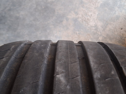 Pneus Bridgestone Potenza Sport 245/30 R20