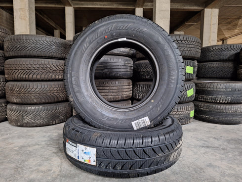 Pneus YOKOHAMA WY01 225/75 R16