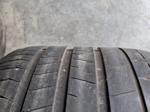 Pneus Pirelli PZERO 305/30 ZR20