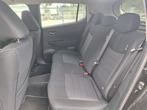 Nissan Leaf N-connecta 2024 5700km