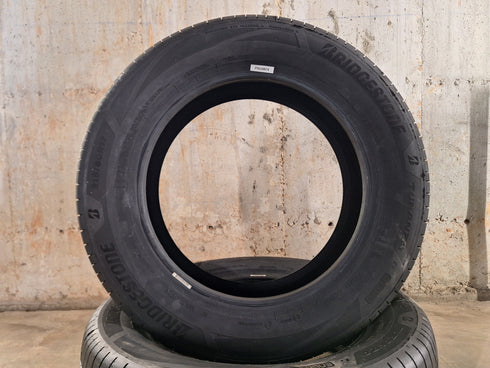 2 Pneus NOVOS Bridgestone Turanza 6 Enliten 215/60 R17