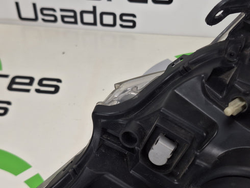Farol Dianteiro Direito Peugeot 208 A9
