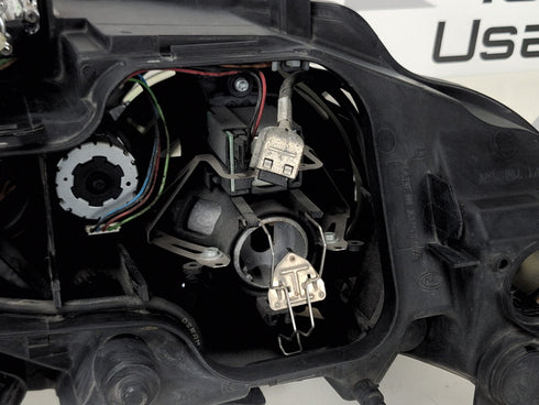 Farol Dianteiro Esquerdo BMW Serie 3 E90