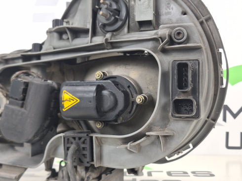 Farol Dianteiro Direito Mercedes-Benz E-Classe W210