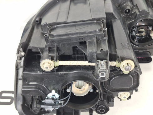 Farol Dianteiro Direito Volkswagen Golf VII