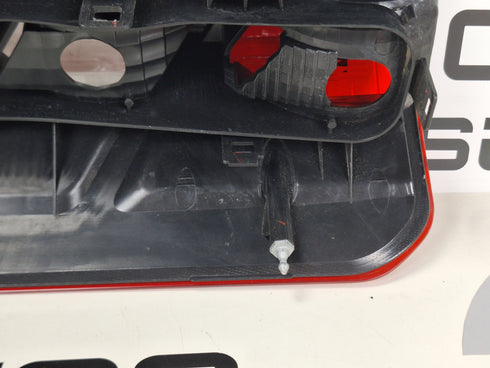 Farol Traseiro Direito Ford Transit