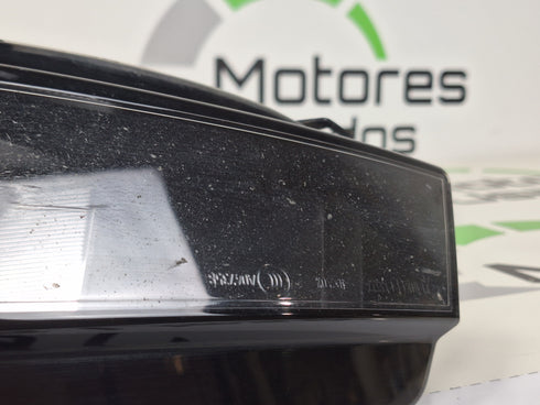 Farol de Nevooeiro Dianteiro Esquerdo Volkswagen Golf VII