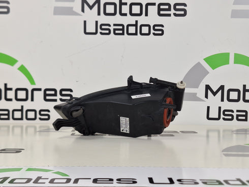Farol de Nevooeiro Dianteiro Esquerdo Volkswagen Golf VII
