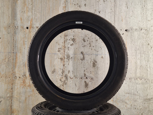 4 Pneus Vredestein Quatrac Pro 235/45 R20