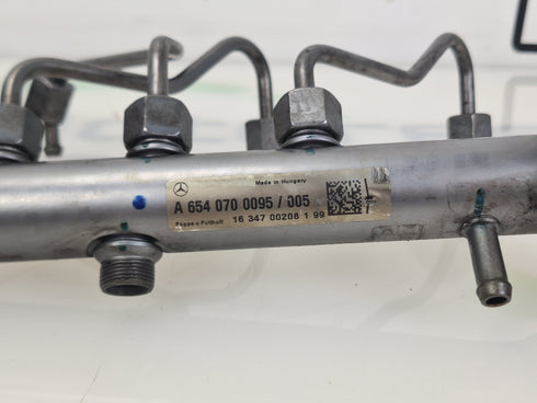 Régua de Injeção Mercedes-Benz A6540700095