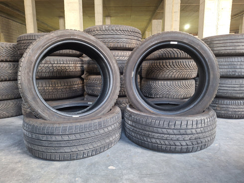 4 Pneus Vredestein Quatrac Pro 235/45 R20