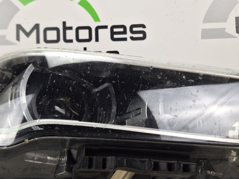 Farol Dianteiro Direito BMW X1 F48/49
