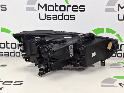 Farol Dianteiro Esquerdo Seat Leon IV