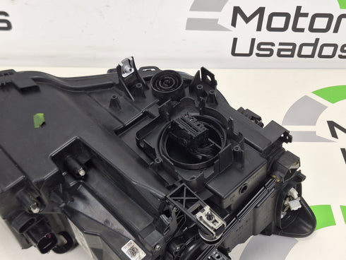 Farol Dianteiro Esquerdo Seat Leon IV