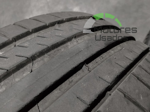 Pneus 255/40 235/45 R21
