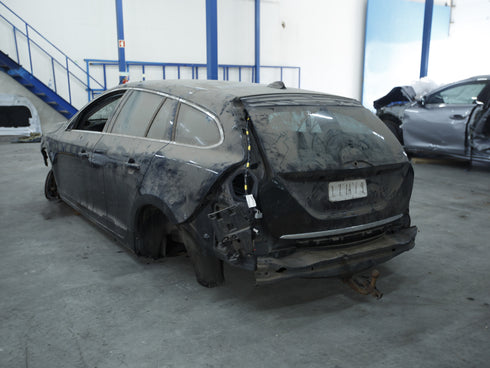 Volvo V60 D6 AWD PLUG-IN HYBRID 2014 Para peças