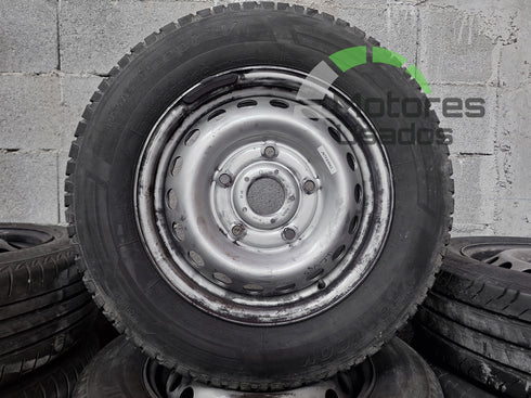 4 Jantes de Ferro 16 c/pneus 215/65 5x160