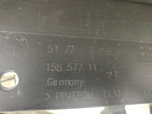 Embaladeira Direita BMW Série 3 F30, F35, F31, F80 51777256912