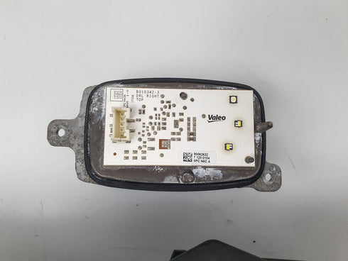 Farol Dianteiro Direito Renault Megane IV 260108478R