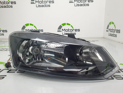 Farol Dianteiro Direito para Volkswagen Polo MK5 Aftermarket