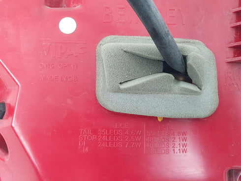 Farol Traseiro Bentley Bentayga MK1 36A945096H