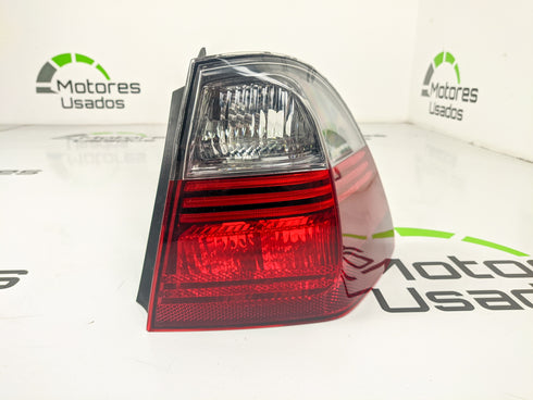 Farol Traseiro Direito BMW Série 3 E46