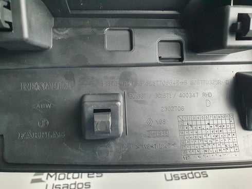 Friso Porta Traseiro Direito Renault Clio IV 828762614