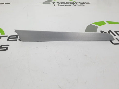 Friso da Porta Interior Esquerdo Audi A4 8K 8K0867409