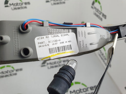 Pisca Espelho Direito Mercedes Classe M W164 A1648200621