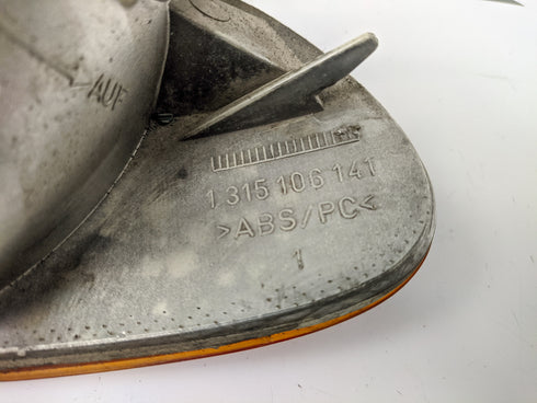 Pisca Dianteiro Direito BMW Série 3 E46 1315106141