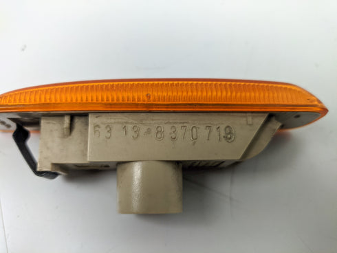 Pisca Lateral Esquerdo BMW Série 3 E46 8370719 2