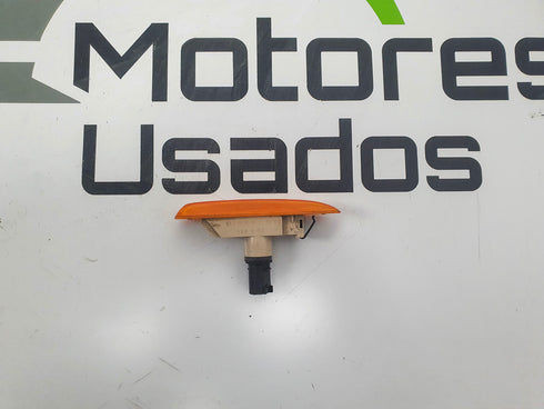 Pisca Lateral Esquerdo BMW Série 3 E46 8370719
