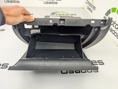 Porta-Luvas para Volkswagen Jetta IV 5C7857097