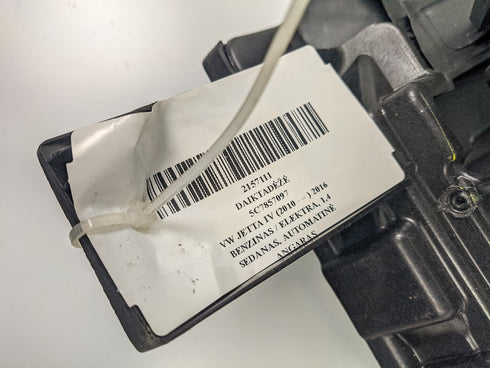 Porta-Luvas para Volkswagen Jetta IV 5C7857097