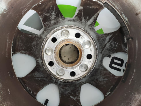 Jantes Audi de 15 Polegadas 7J ET39 8E0601025